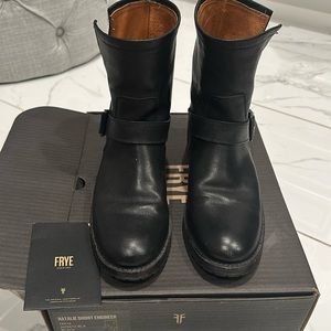 Frye Natalie Short Engineer Boots 7.5